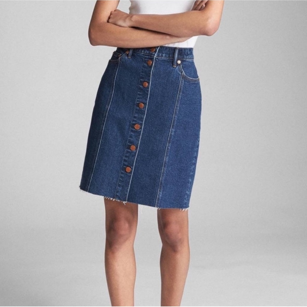 GAP High Waist 5 Pocket Button Front Denim Raw Hem Skirt Size 24